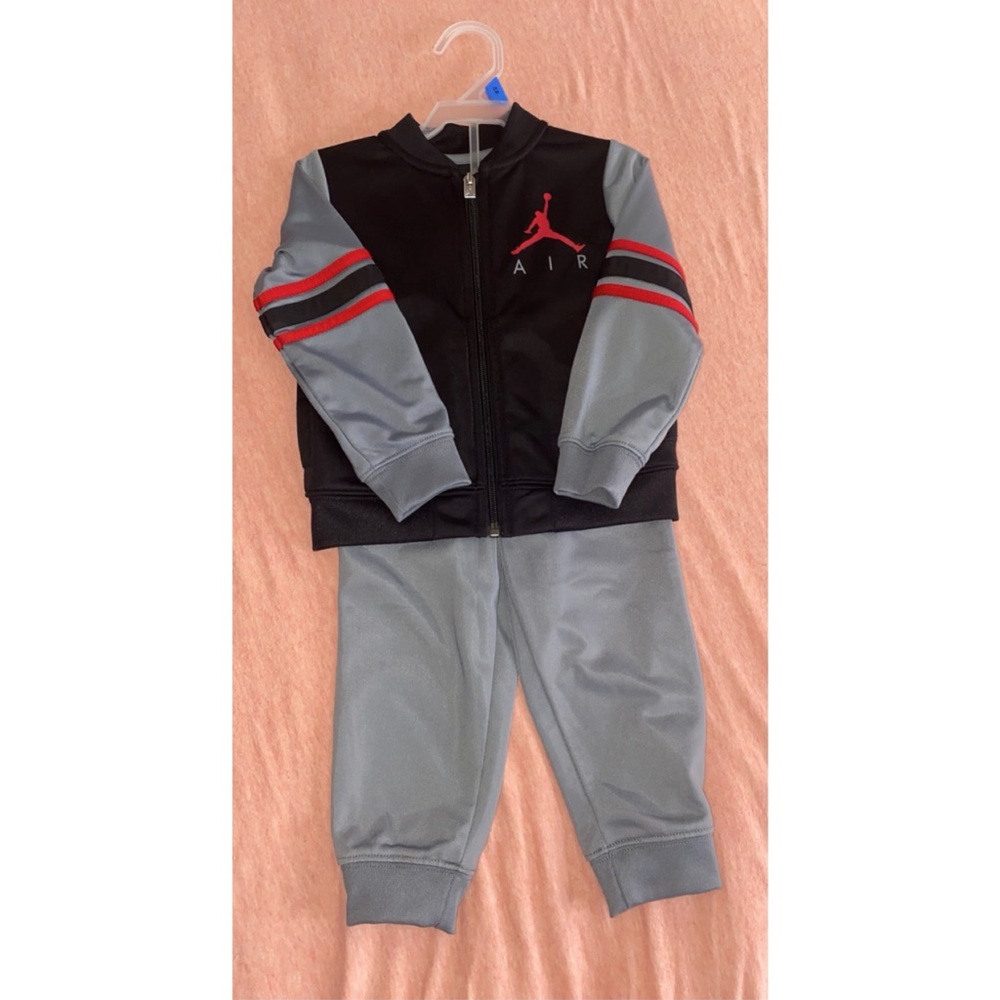 Jordan 2 pc set 24 months